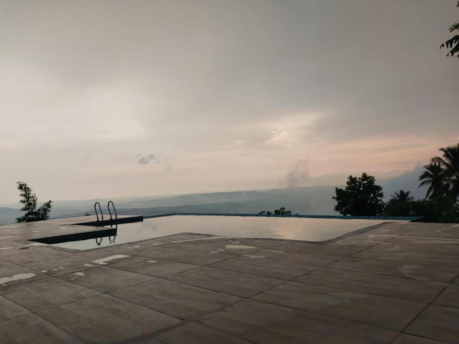 Whiteflower Mountain Resort Perintalmanna المظهر الخارجي الصورة